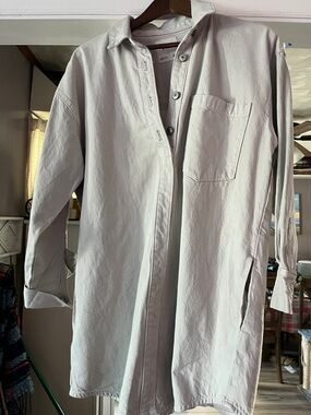 Abercrombie and Fitch. Long shirt or mini. LP
